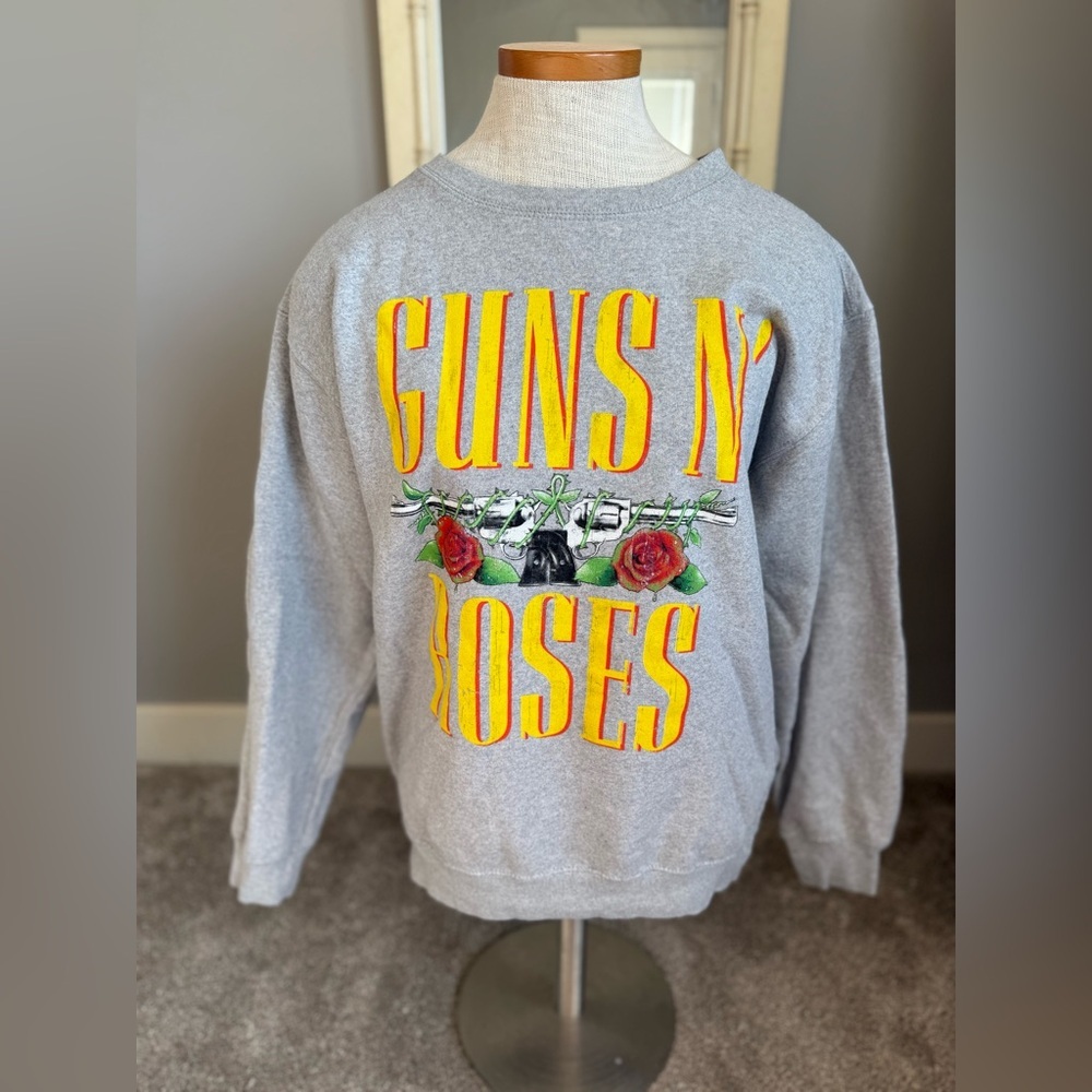 Guns n Roses Big Guns Crewneck Womens Sweater Size Medium